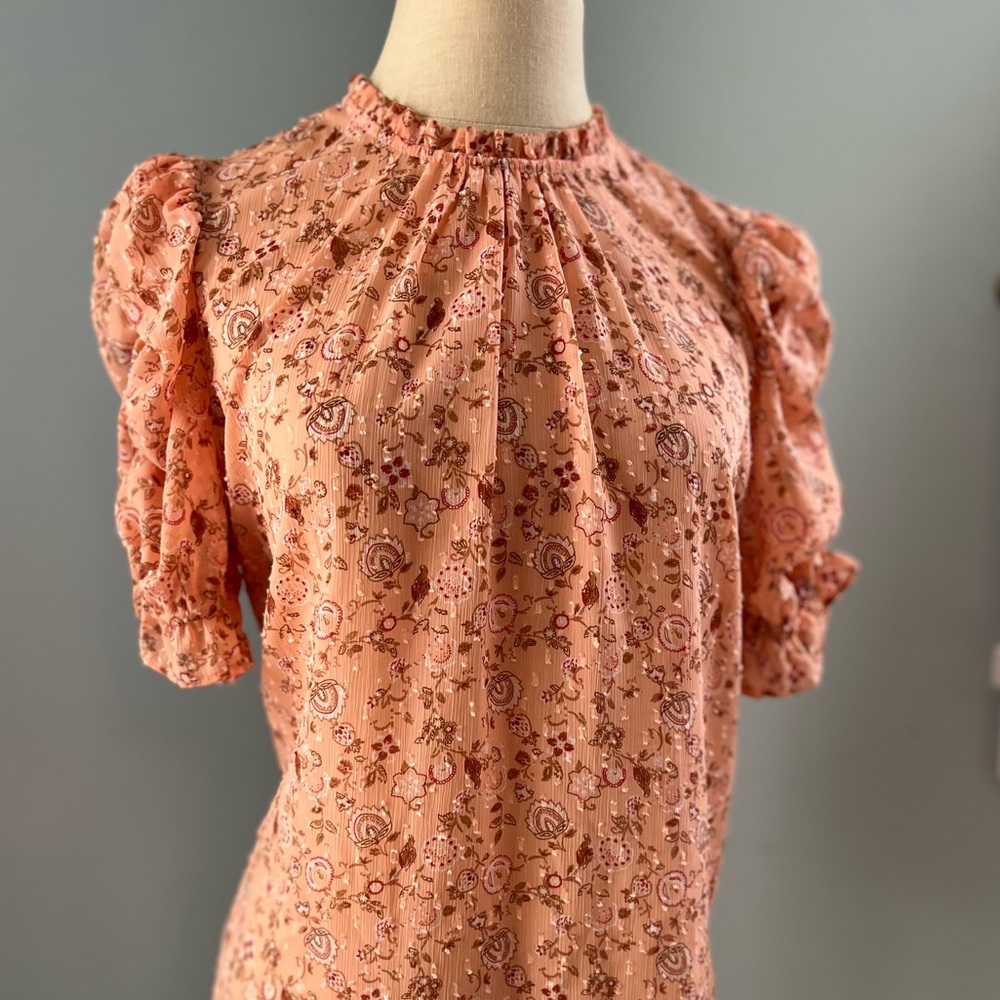 Pretty Peach Blouse - Picture 2 of 5